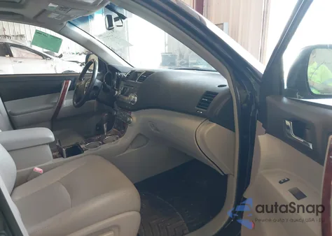 2011 Toyota Highlander Limited V6 из США, поврежденный, VIN 5TDDK3EH1BS070487